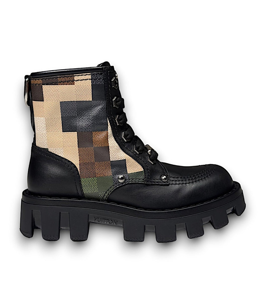 Louis Vuitton Combat Boot Damoflage Pharell LV Authentic Boots