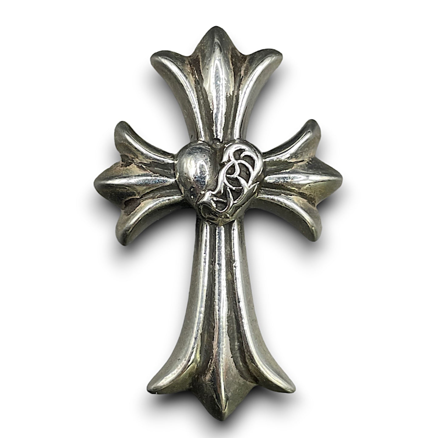 Chrome Hearts Cross Heart Pendant Authenticated Designer