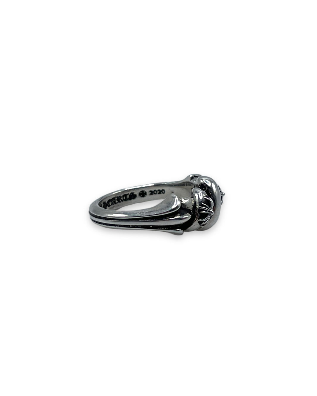 Chrome Hearts Tiny E Knot Ring (4) (6) Verified YP Collective