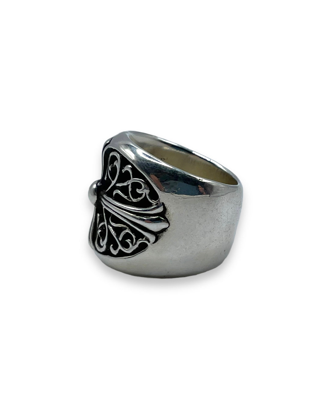 Chrome Hearts Oval Cross Ring (9) Verified YP Collective