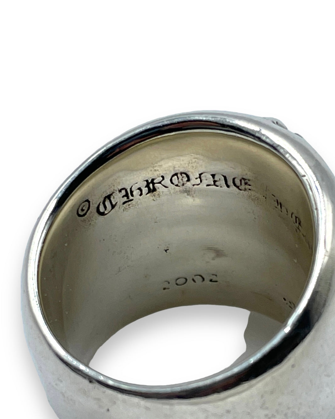 Chrome Hearts Oval Cross Ring (9) Authenticated Designer