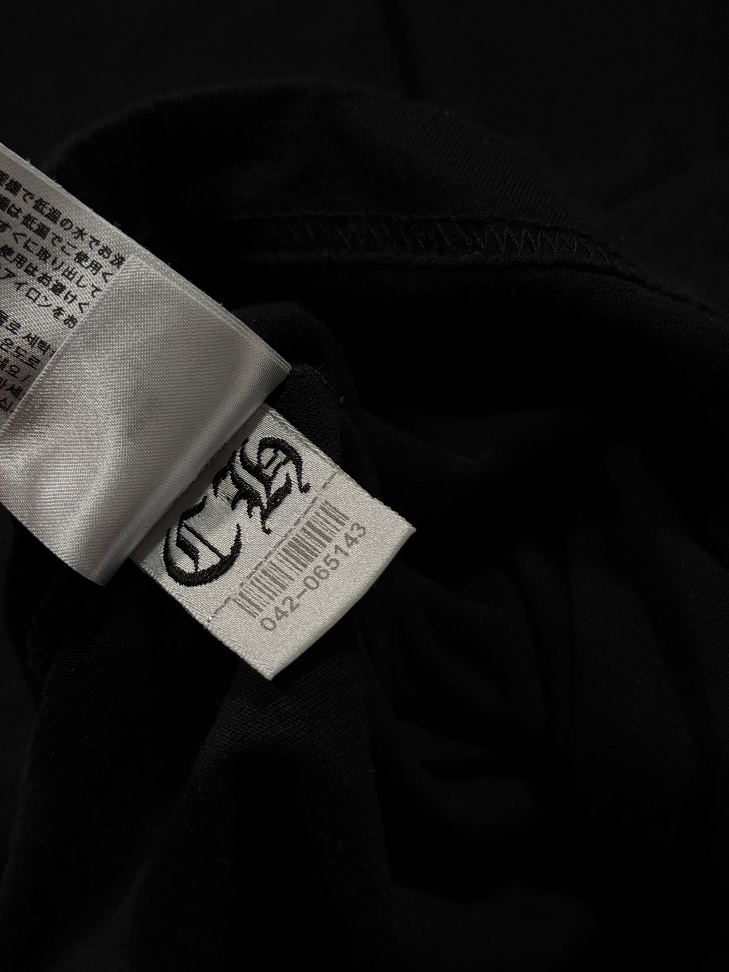 Scroll Logo Pocket T-Shirt Black