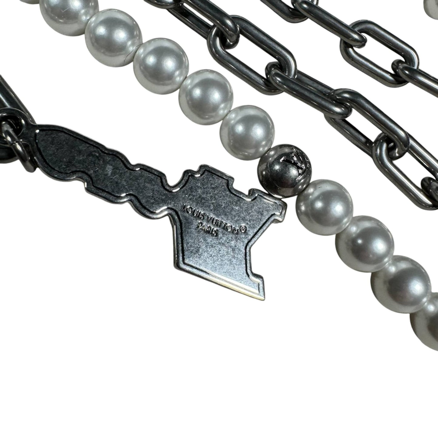 Runway LV Pearl Wallet Chain / Bag Charm