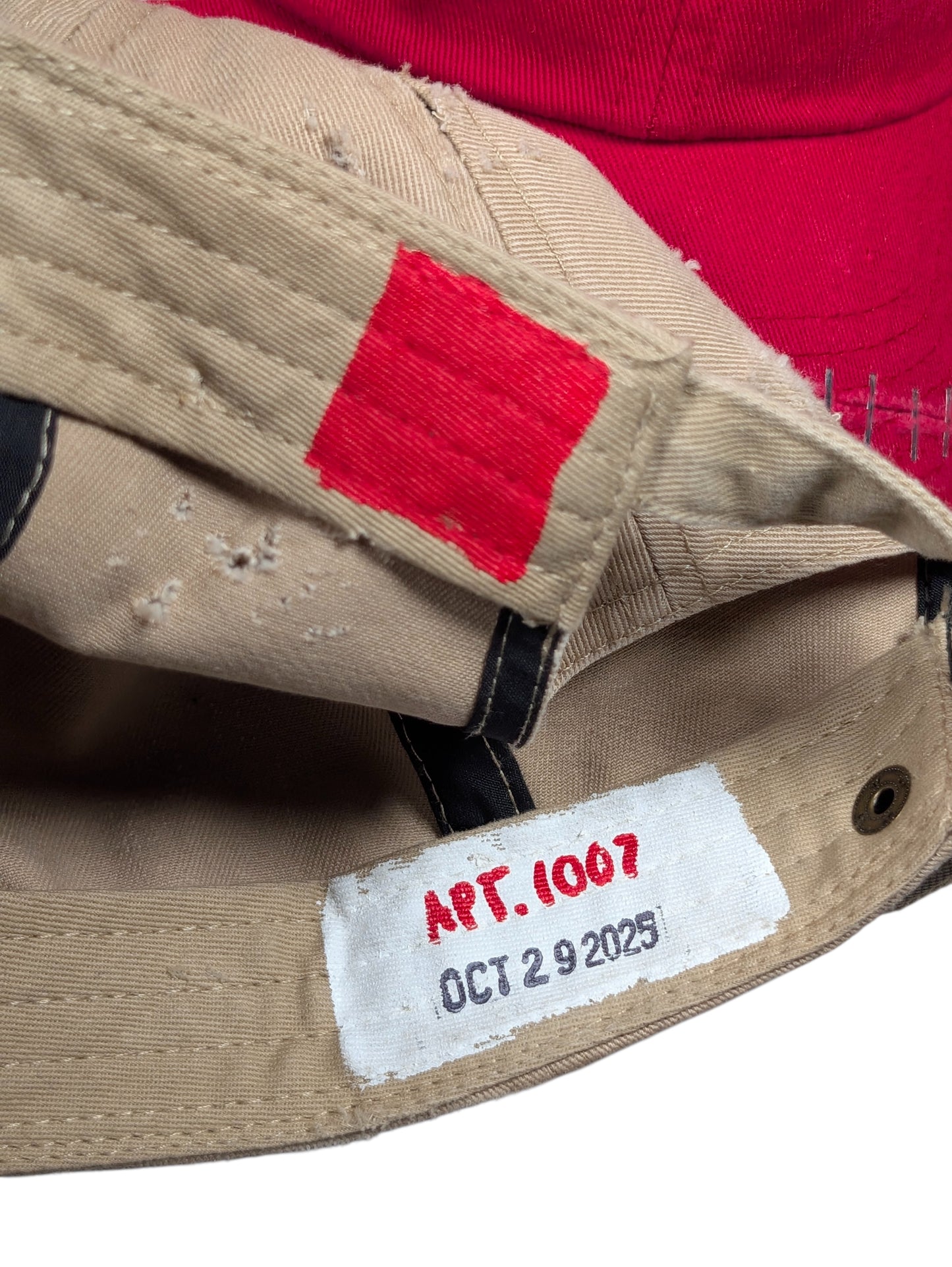 Bleeding Tongue Hat #94