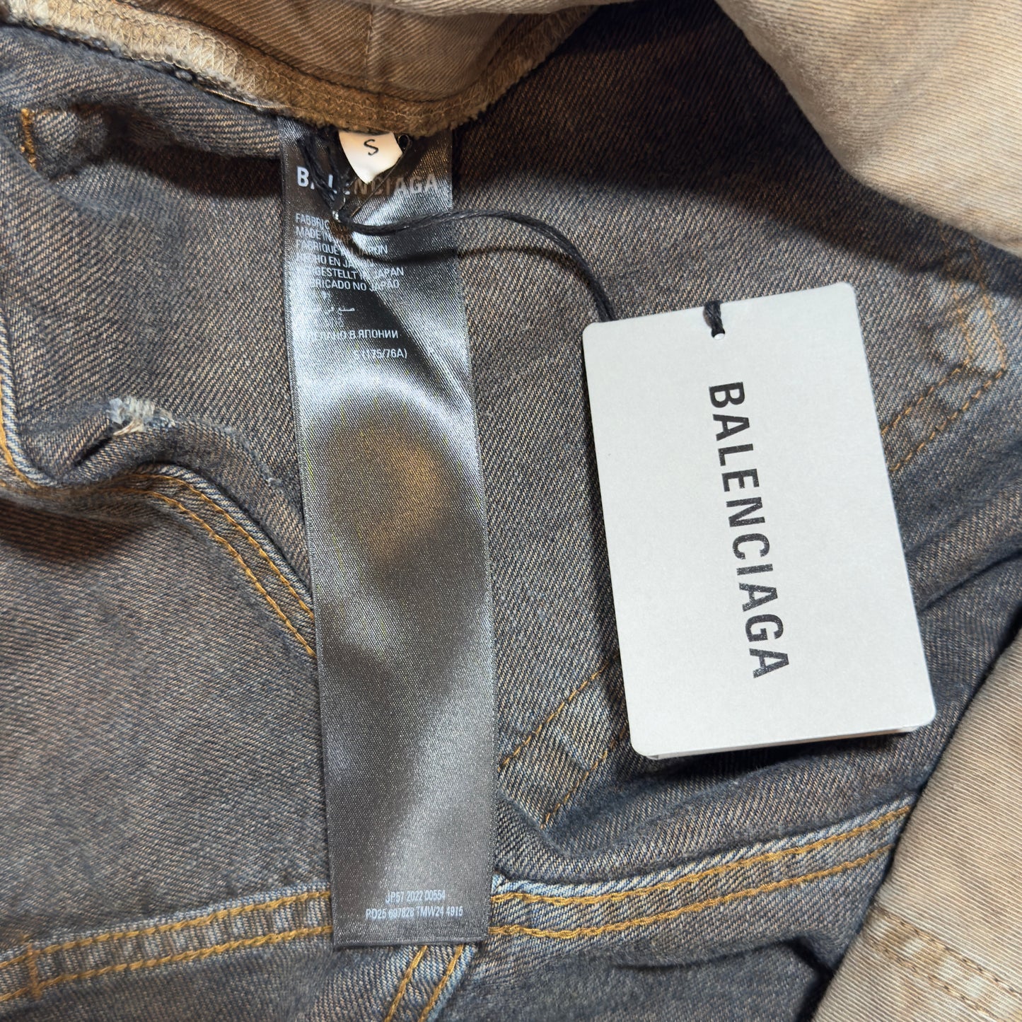 Destroyed Faded Skater Jeans