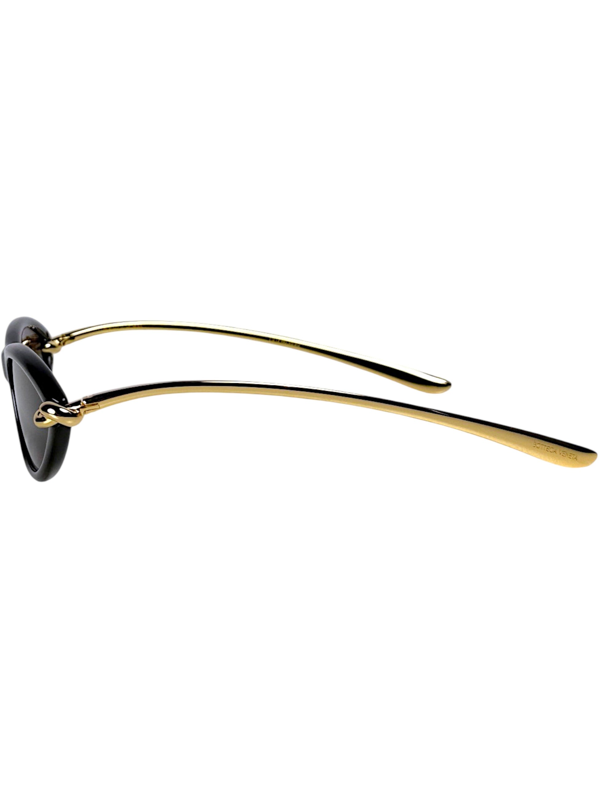 Gold Knot temple arm on Bottega Veneta BV1390S sunglasses