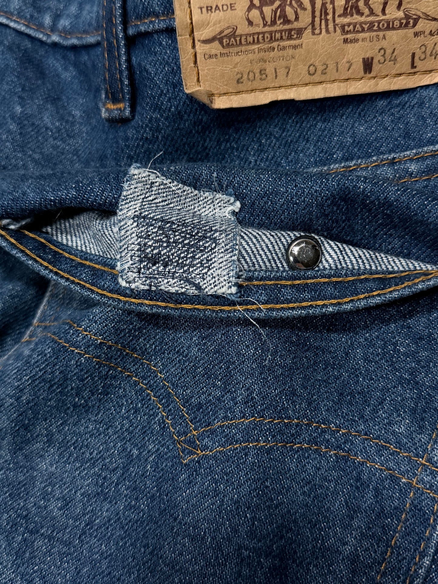 Cross Patch Levi's 517 Jeans