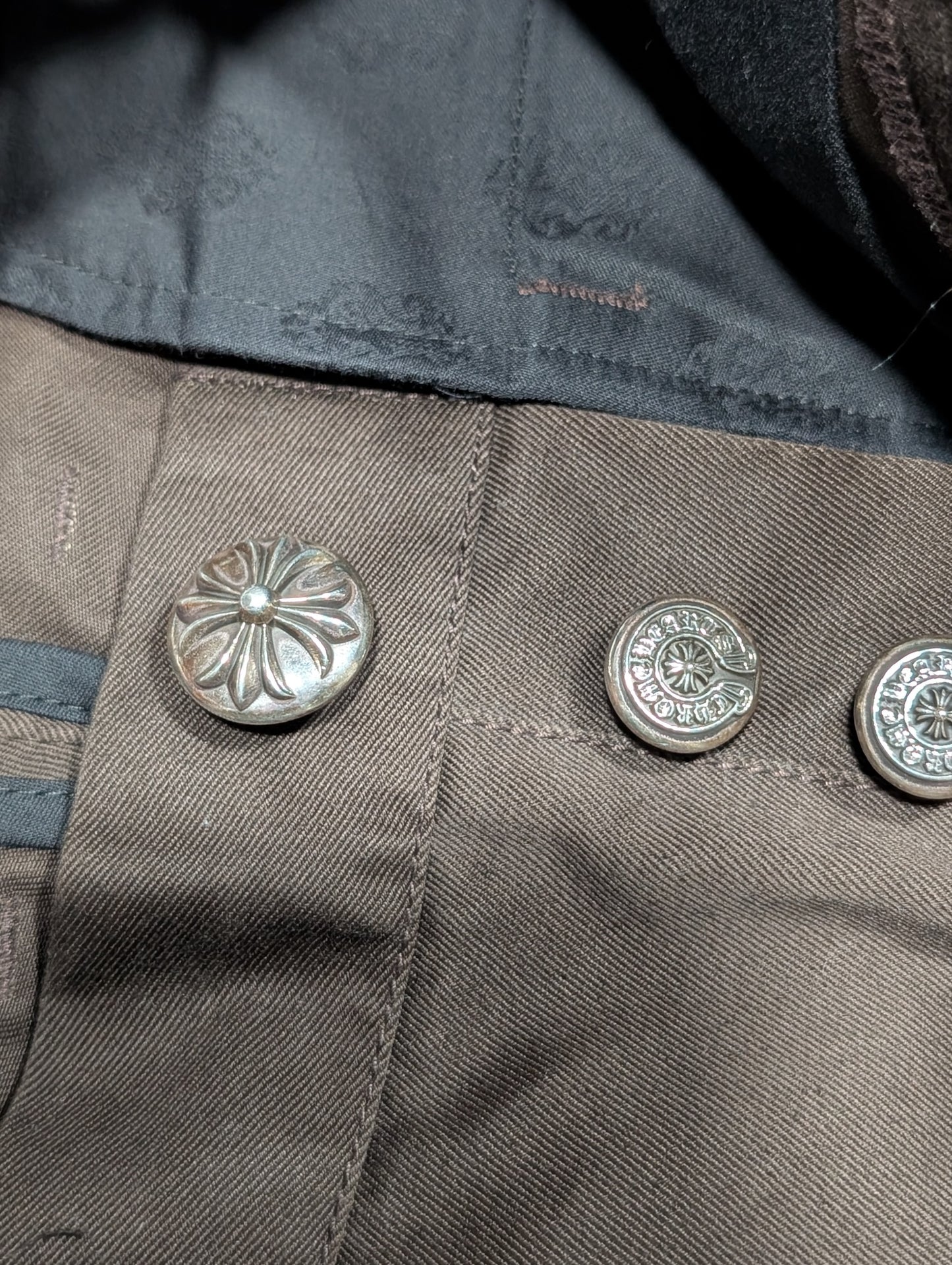 Cheetah Cross Patch Chino Pants Brown