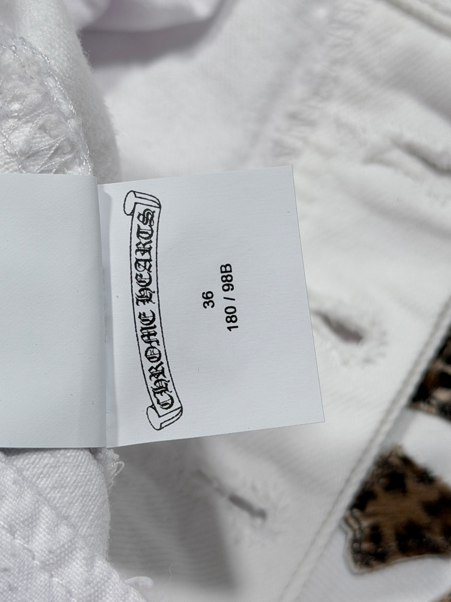 Cheetah Cross Patch White Levi's Jeans