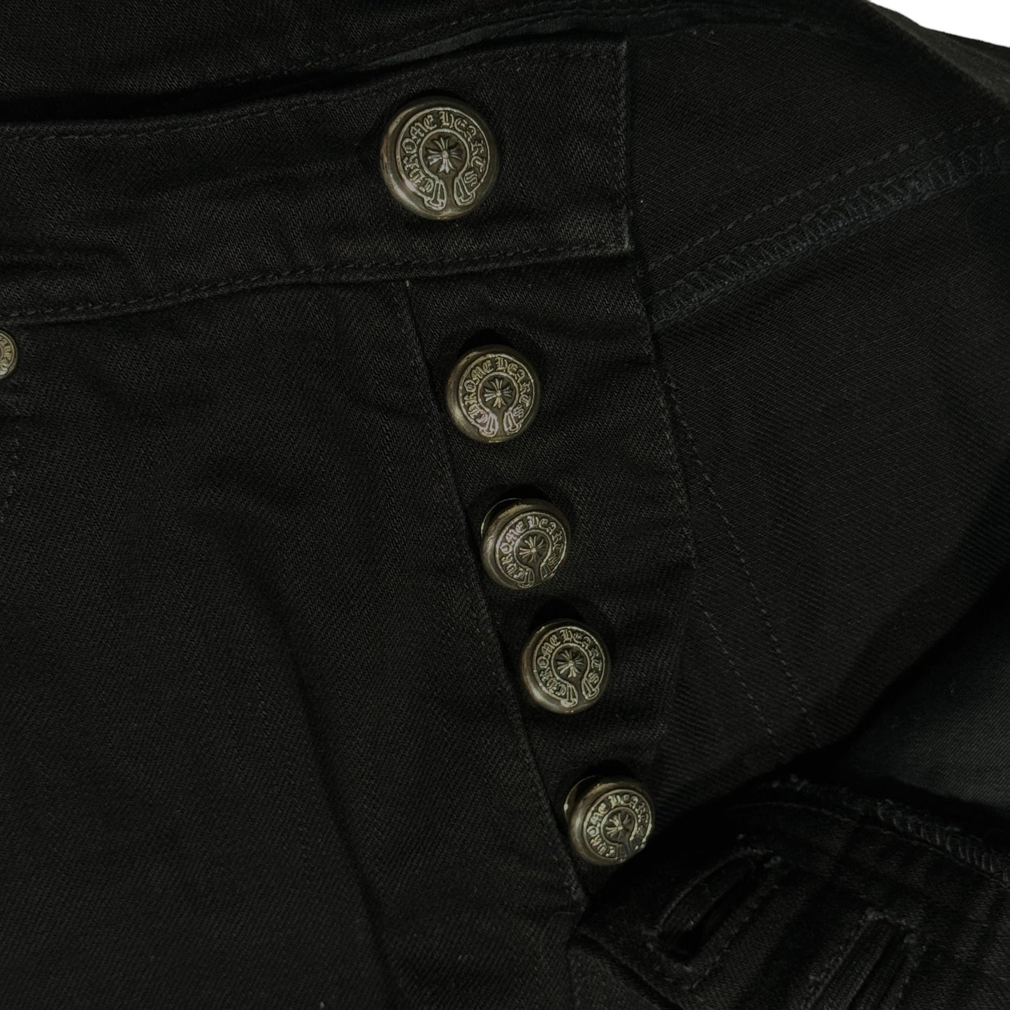 Chrome Hearts Cross