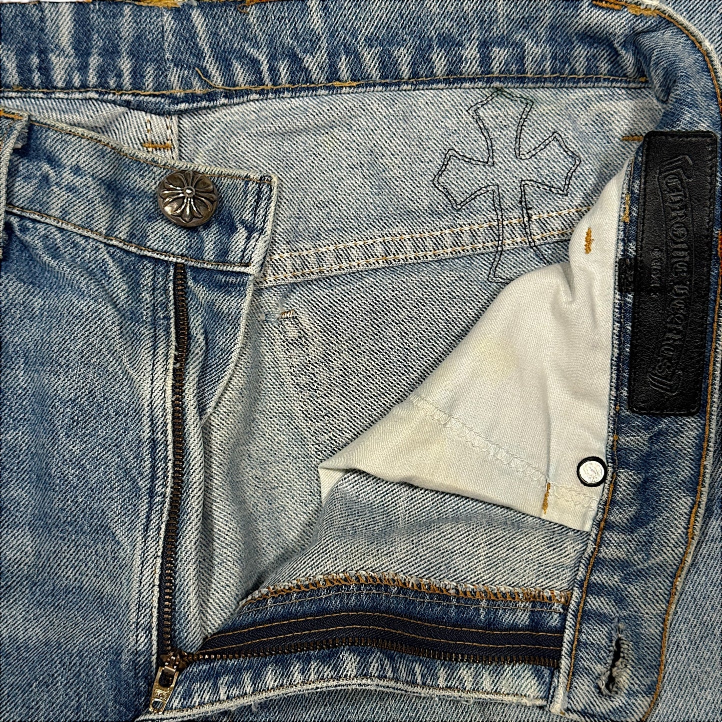 Blue Cross Patch Levi's Jeans