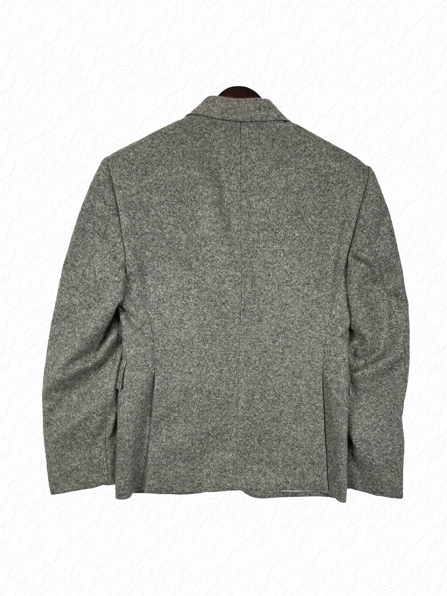 Grey and white cashmere tweed Thom Browne sport coat with rear vent