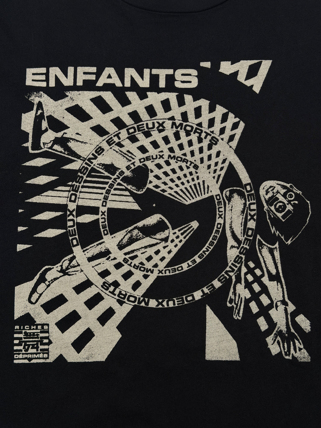 Deux Dessins et Deux Morts Graphic Print Enfants Riches Déprimés T-Shirt