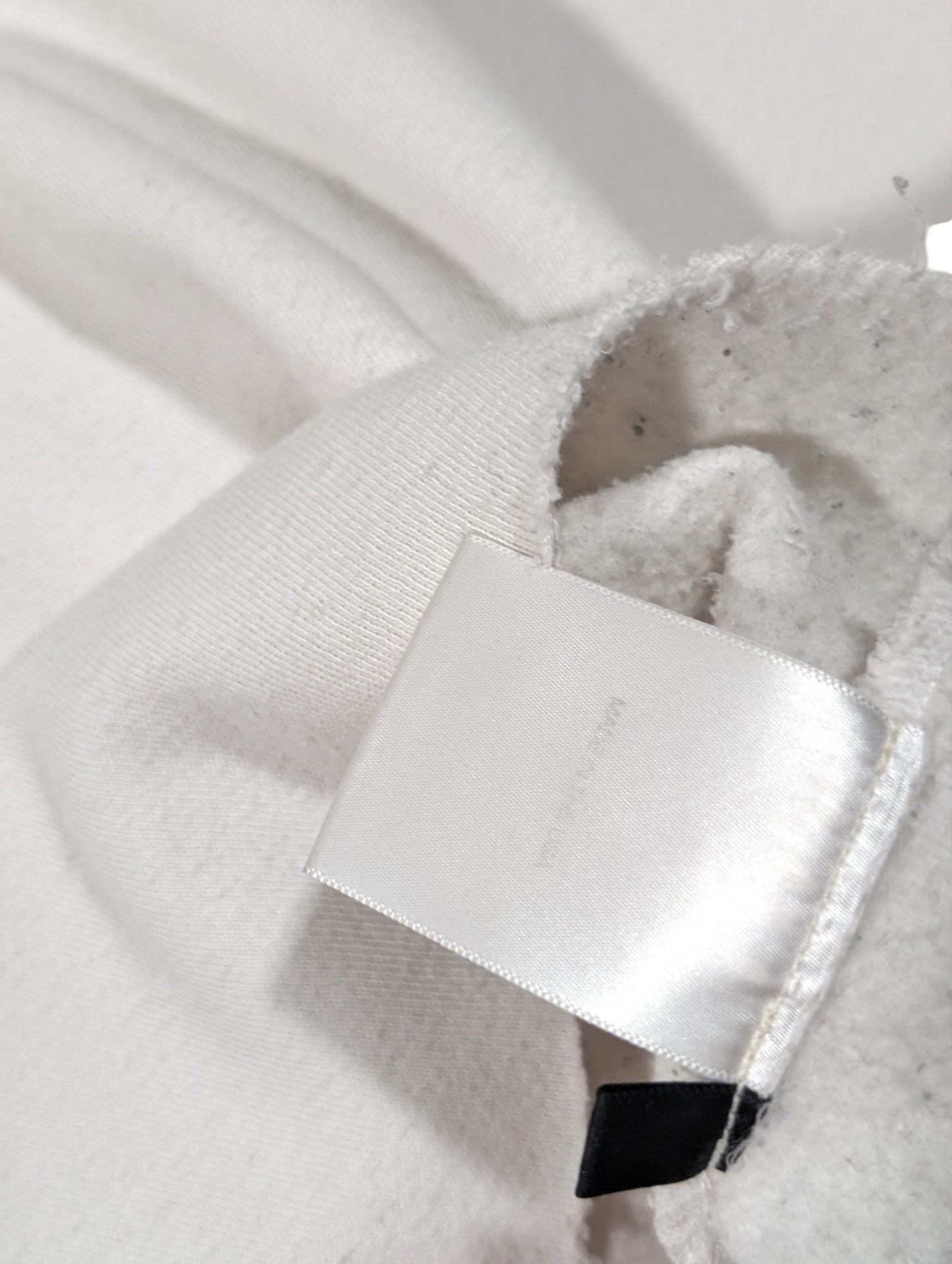 Silence LS Crewneck Sweater SS18